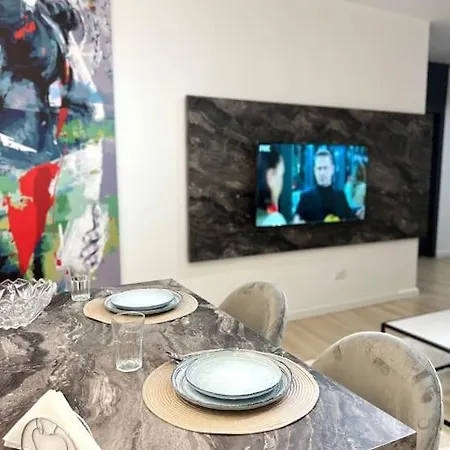 Deluxe Apartment/best Location In Apartment Durres