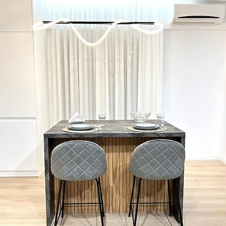 Deluxe Apartment/best Location In Appartamento Durrës